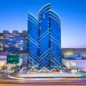 4* ホテル シティ シーズンズ タワーズ バール